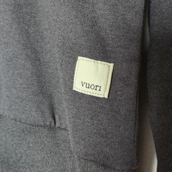 Vuori X Cirkel Fitness Long-Sleeve DayDream Crew Neck Gray Heather UPF 30+ Top M - Picture 5 of 9